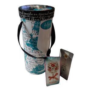 Delish fifth Ave crystal Hugs & Kisses stemware